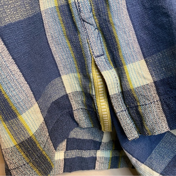 Tommy Bahama 100% Pure Silk Plaid Short Sleeve Button down shirt - Picture 8 of 12